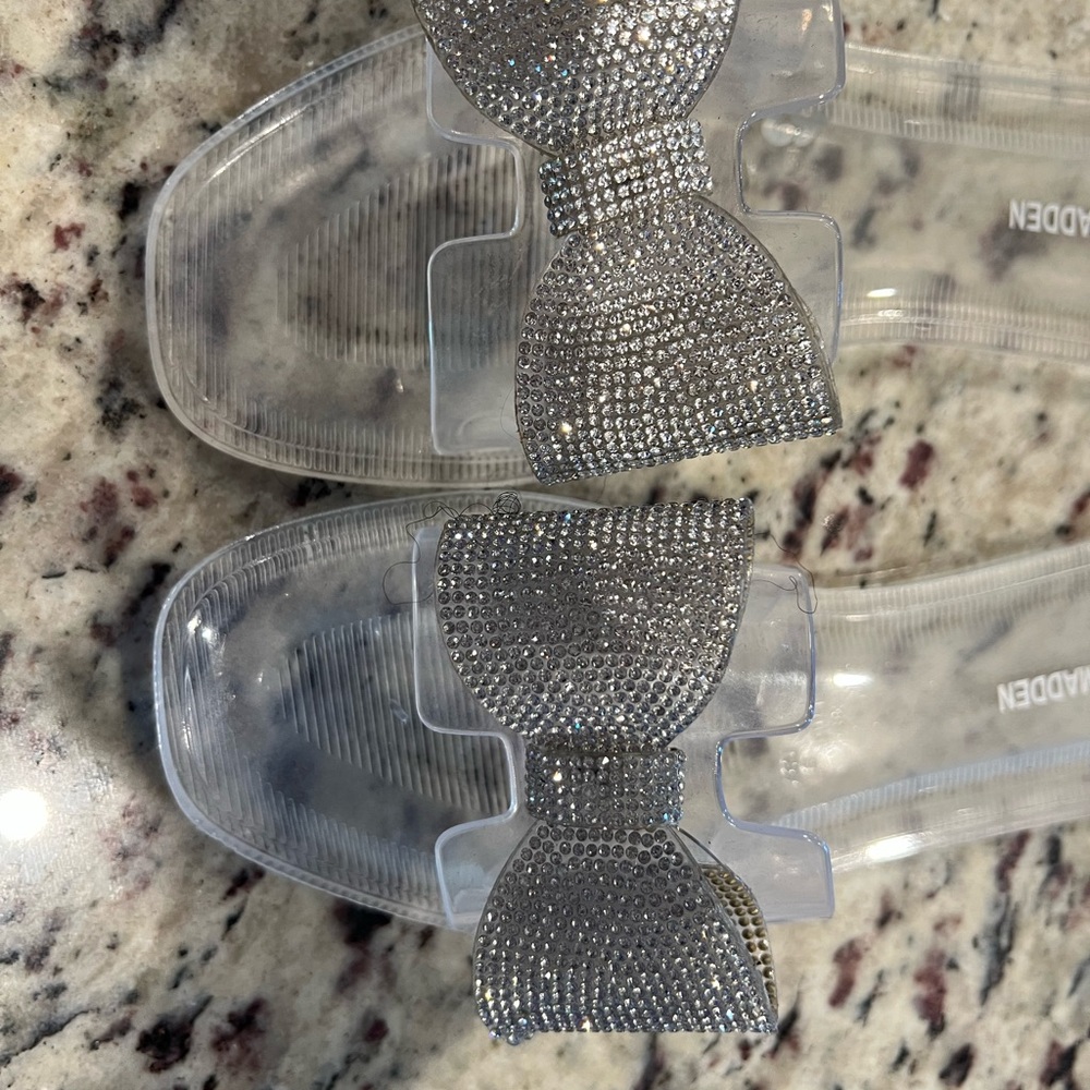 Steve Madden Silver Rhinestone Bow Sandals - Picture 2 of 6